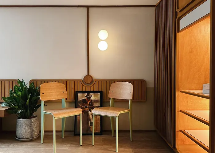 Parcel Hotel
