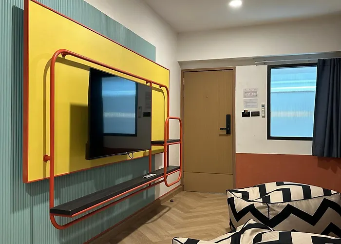 Parcel Hotel